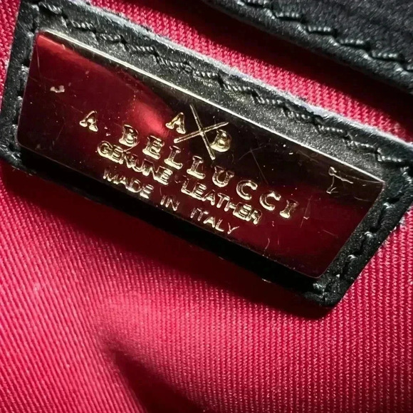 Asia Bellucci Weekend Purse - Picture 7 of 11